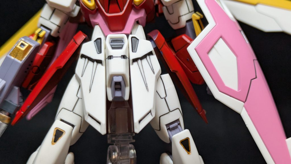 塗装前から思ってたけどこのフロントアーマーは初心者泣かせすぎる。トゲみたいなのに墨入れ絶対できないと思ったからスジボリした。盾のモールドは見落とした。&nbsp;前に投稿したミキシングコンの作品が予選通過しました。ヤッタネ(zaku-kao2)良ければ投票お願いします(gandam-hand2)
