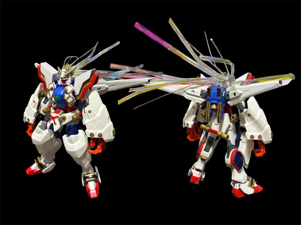 スーパーモード。コアランダーに追加したバインダー、ビッグフィストに流体金属で形成されたバーストフィストやロングヘアみたいな放熱索が追加。正にフルマックスで全開モード^_^放熱索は百均のパーティーグッズ。