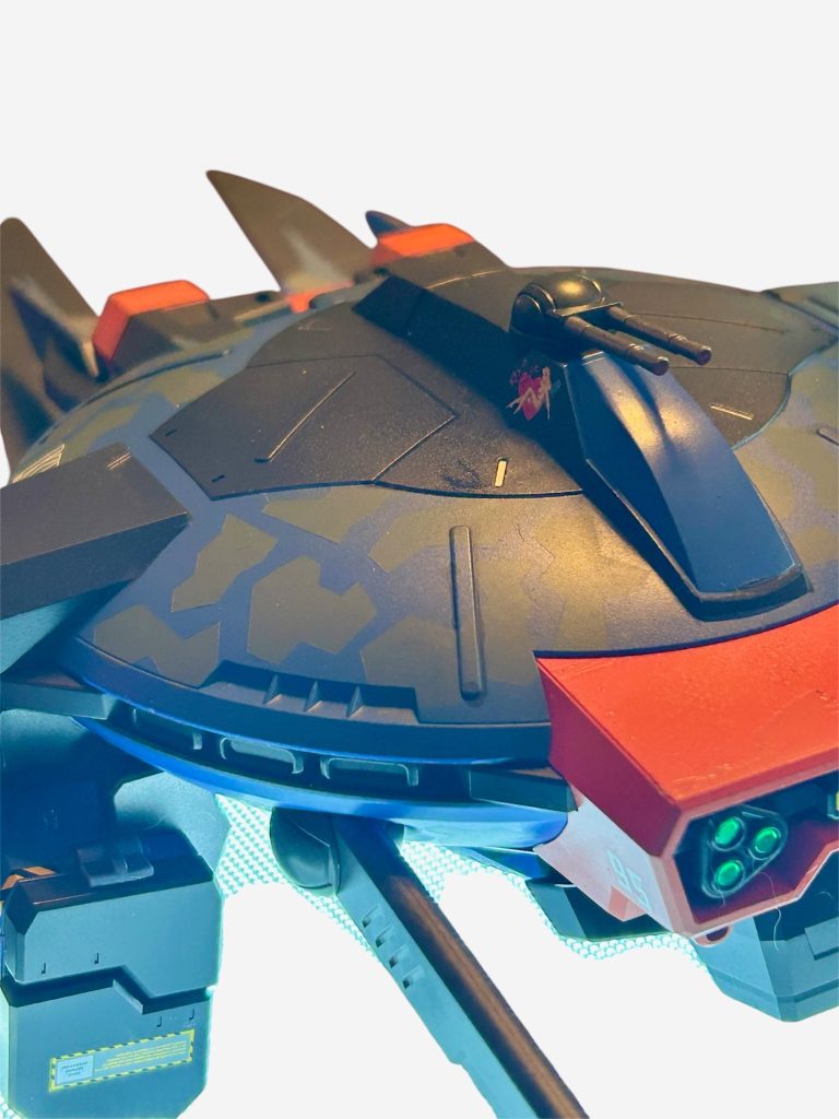 目？の所ワンパーツなんです。マスキング大変でした