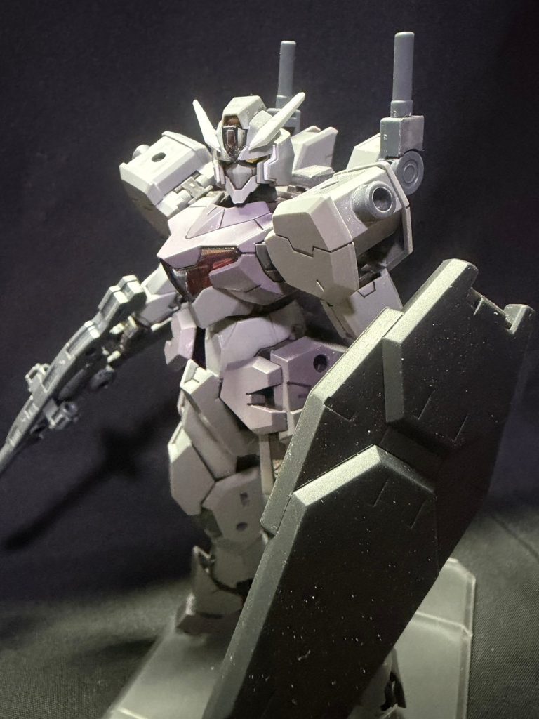 ガンヴォルヴァ（装備換装型／有人MS）　ベース機