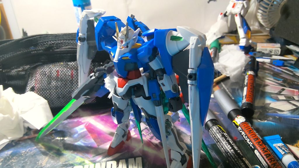 OOS（ダブルオーセイバー）です。こいつは単純に加工が多すぎてめんどくさくなりました。いちおうパーツはまだあったはずなので、やろうと思えば復元できます。