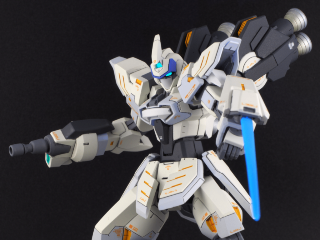武装は腕部固定型のドッズバスター、シールド一体型のビームサーベル&nbsp;背部の大型バーニアで一気に距離を詰める、より攻撃的なイメージで製作しています