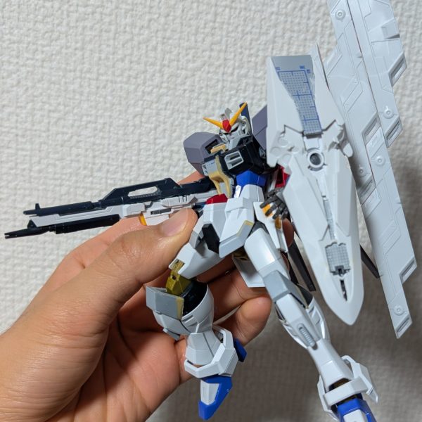 ヴィカリウスガンダム