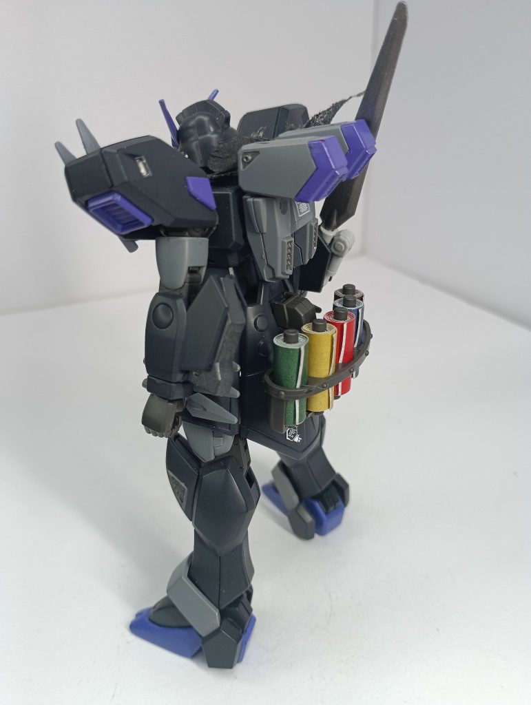 色はジャーマングレイとニュートラルグレイ。パープル。ブルーバイオレットで塗装。