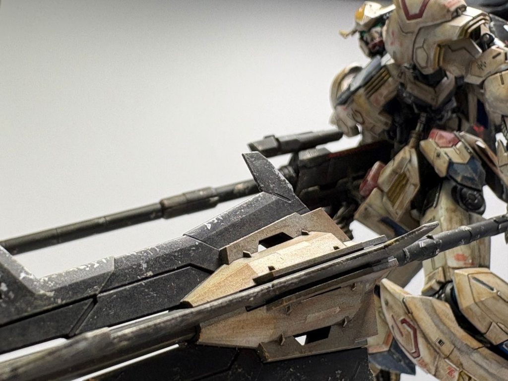 メイスも無骨でいいですね～このキットは手のパーツが入替えタイプなのであまり武器類を持たせにくい💦