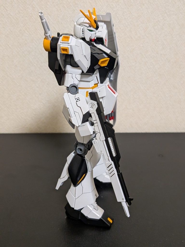 EGニューガンダム–3枚目/制作者：otta