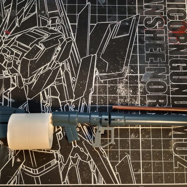ザクⅡに持たせる予定。F.M.S.を知りませんが一目惚れしたので作ります。（3枚目）