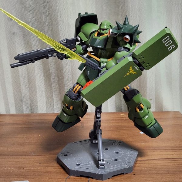 ギラ・ドーガ