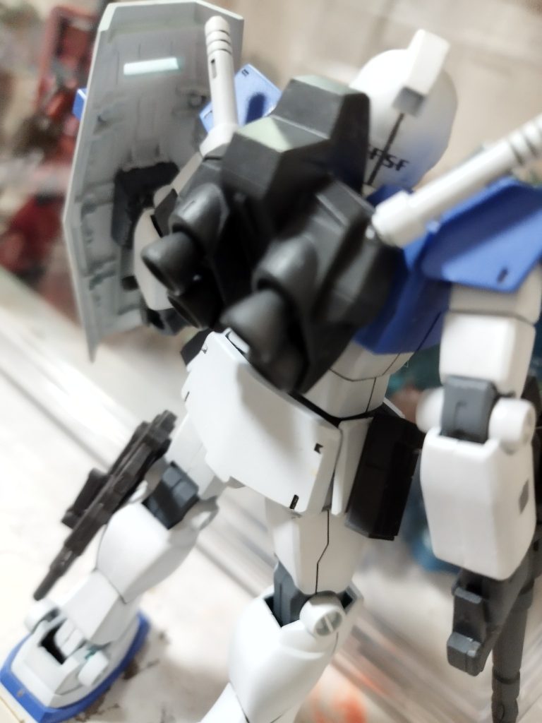バーニアはジャンクの何か。たぶんガンダムマーク2と思慮