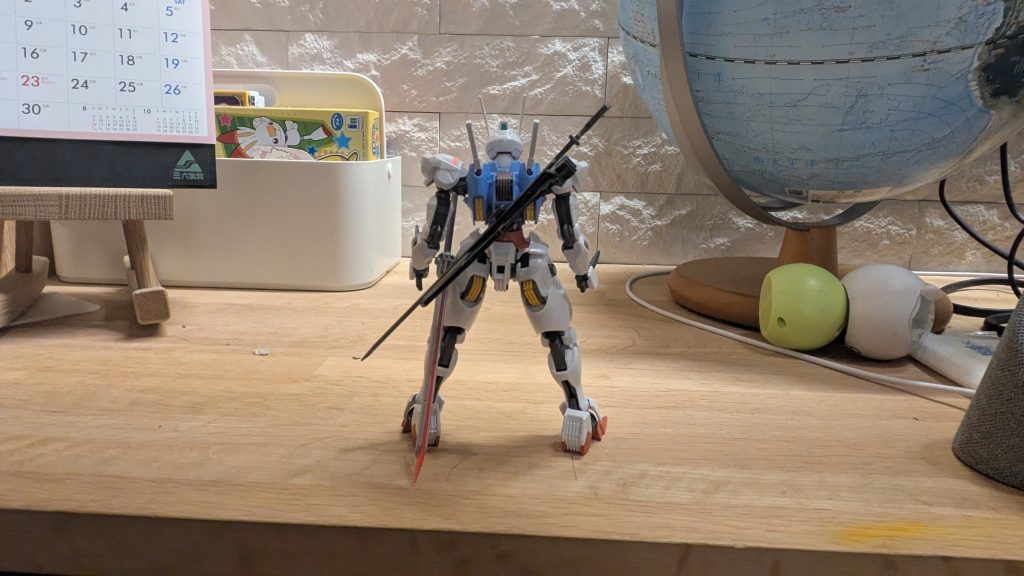 今回制作したのがエアリアルに刀7本持たせればダブルオーみたいになるんじゃね?みたいな感じで作りました。