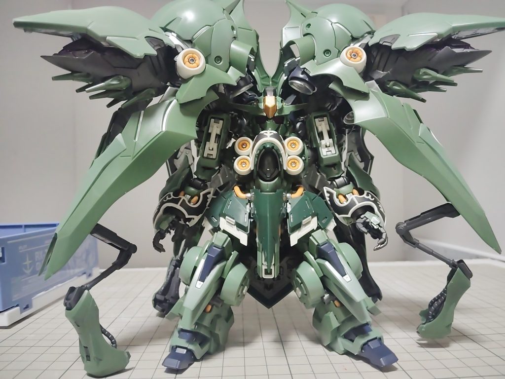 全武装展開状態！作りやすくて格好いいキットなので苦もなく作れました。ご覧頂きありがとうございます。