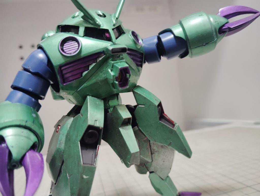 だんだんビグザムに見えてくれたら嬉しいです。(gandam-hand2)ご覧頂きありがとうございます。(zaku-kao2)