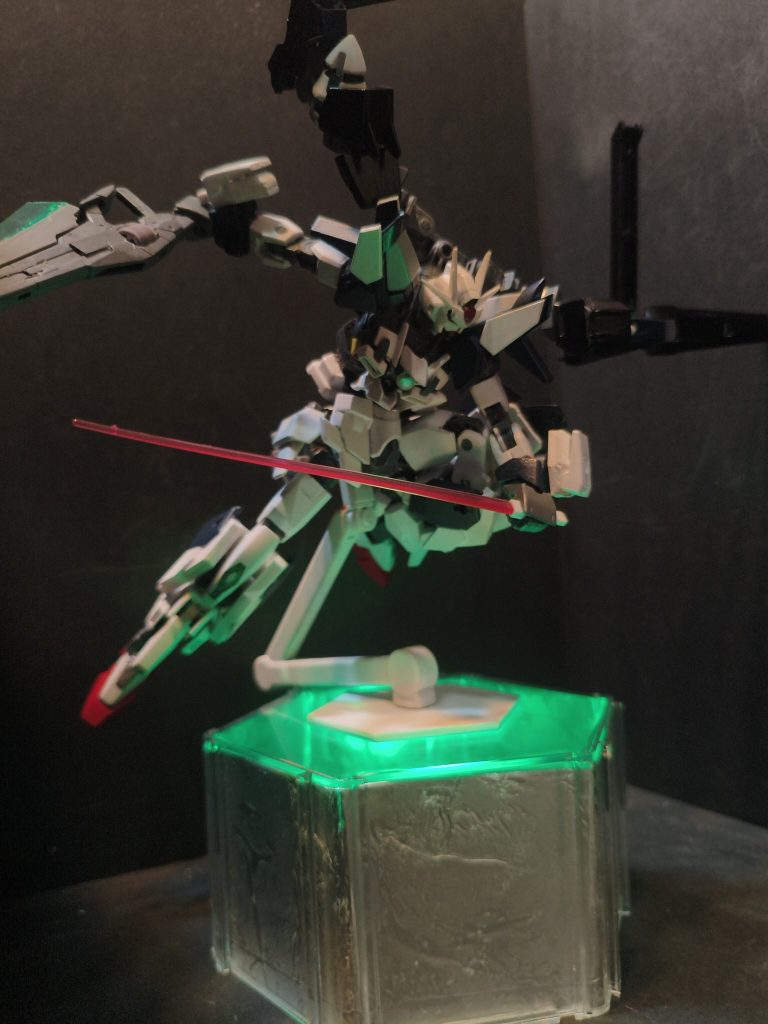 ガンダムリプレ・シュエール–7枚目/制作者：内丸