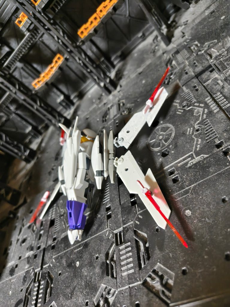 また、レギルスコアはなんかあんまり好みじゃなかったので、レギルスコアファイターに変形することにしました。