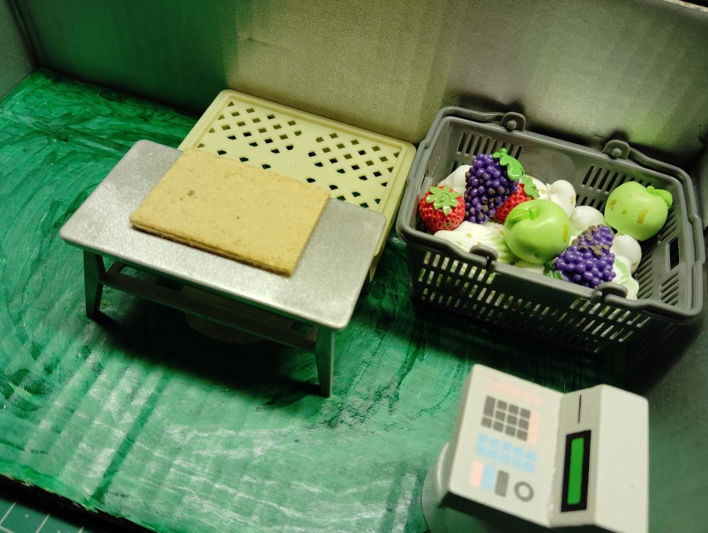 今度は画像加工なしです青果は傷みや腐りを少し再現してます