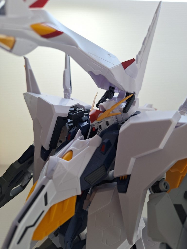 クスィーガンダム(フライトユニット装備型)