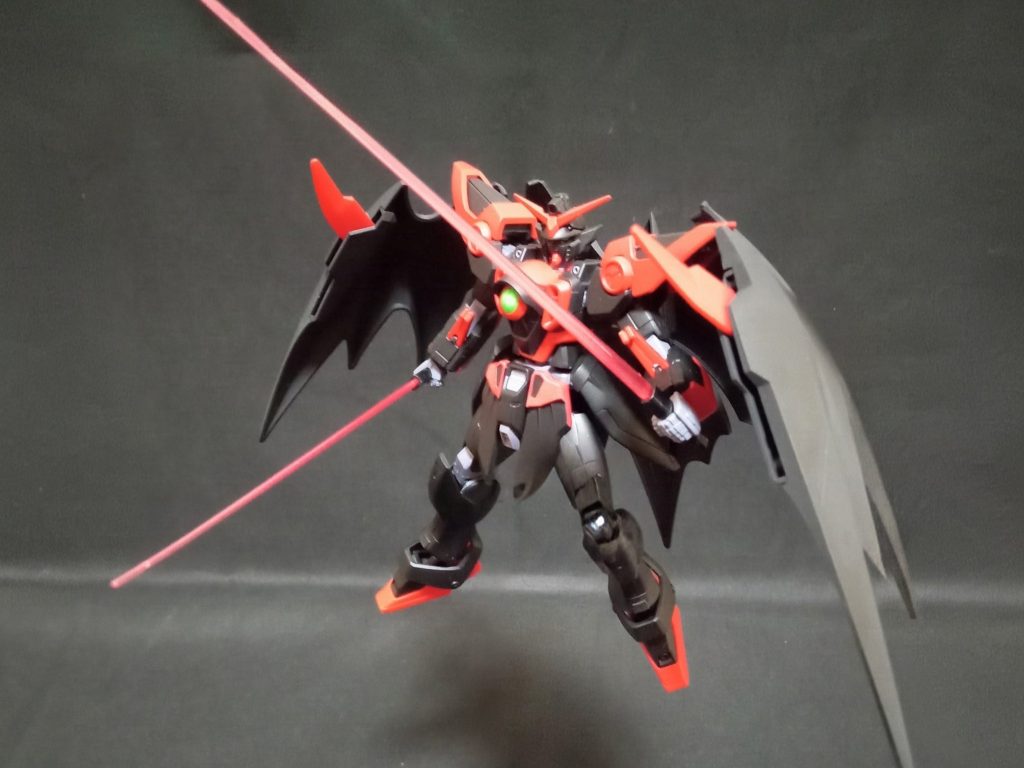 ウイングガンダム レイヴン–3枚目/制作者：おみず