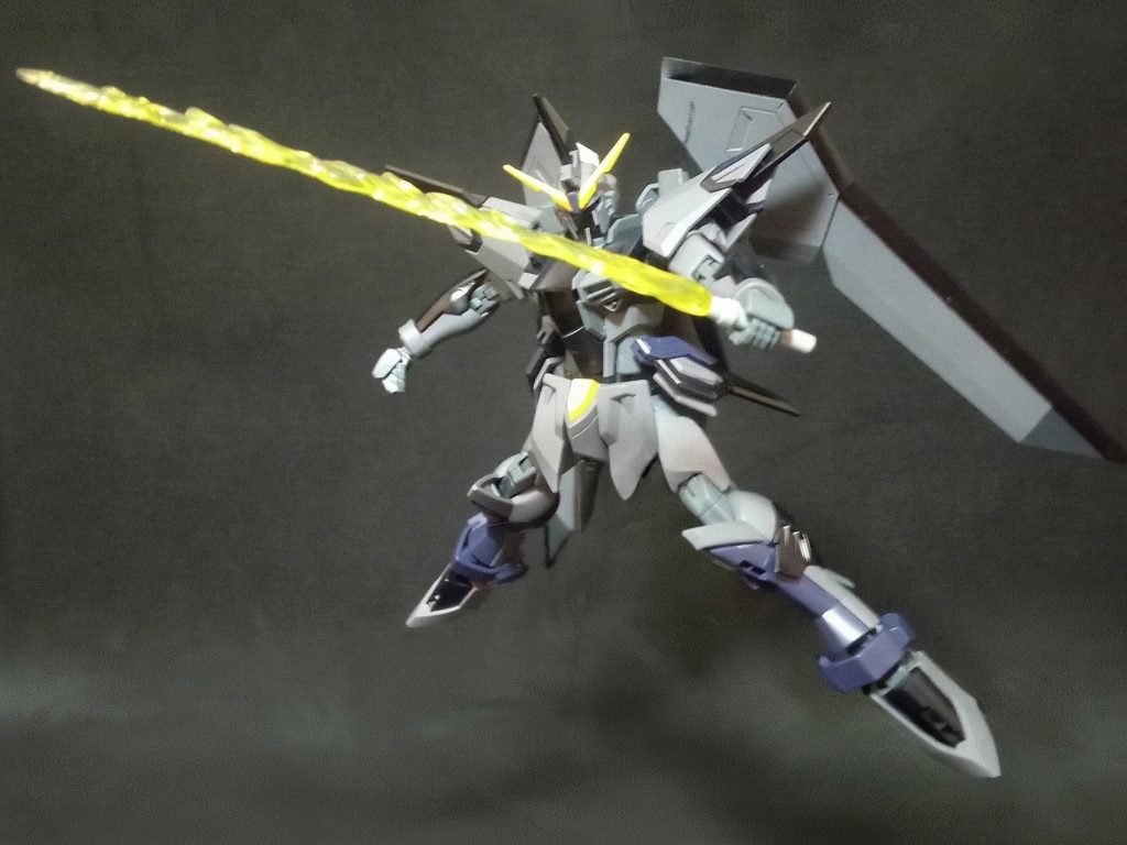 イモータル・インジャスティスガンダム