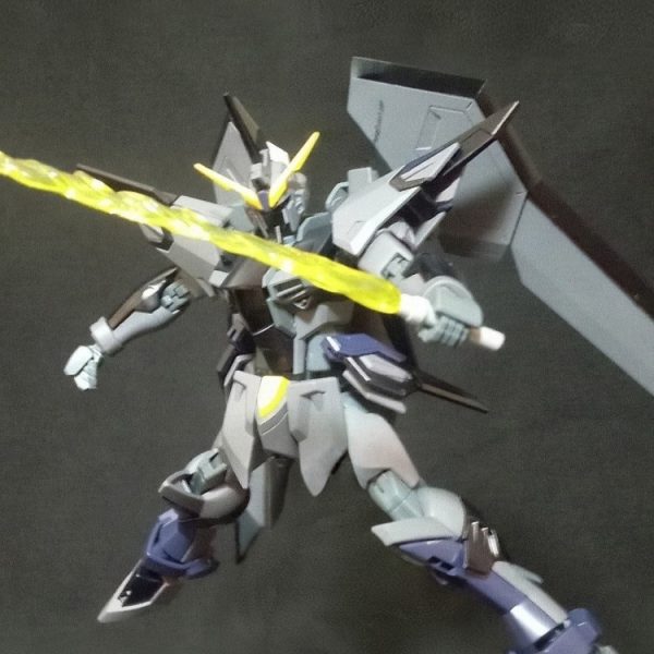 イモータル・インジャスティスガンダム