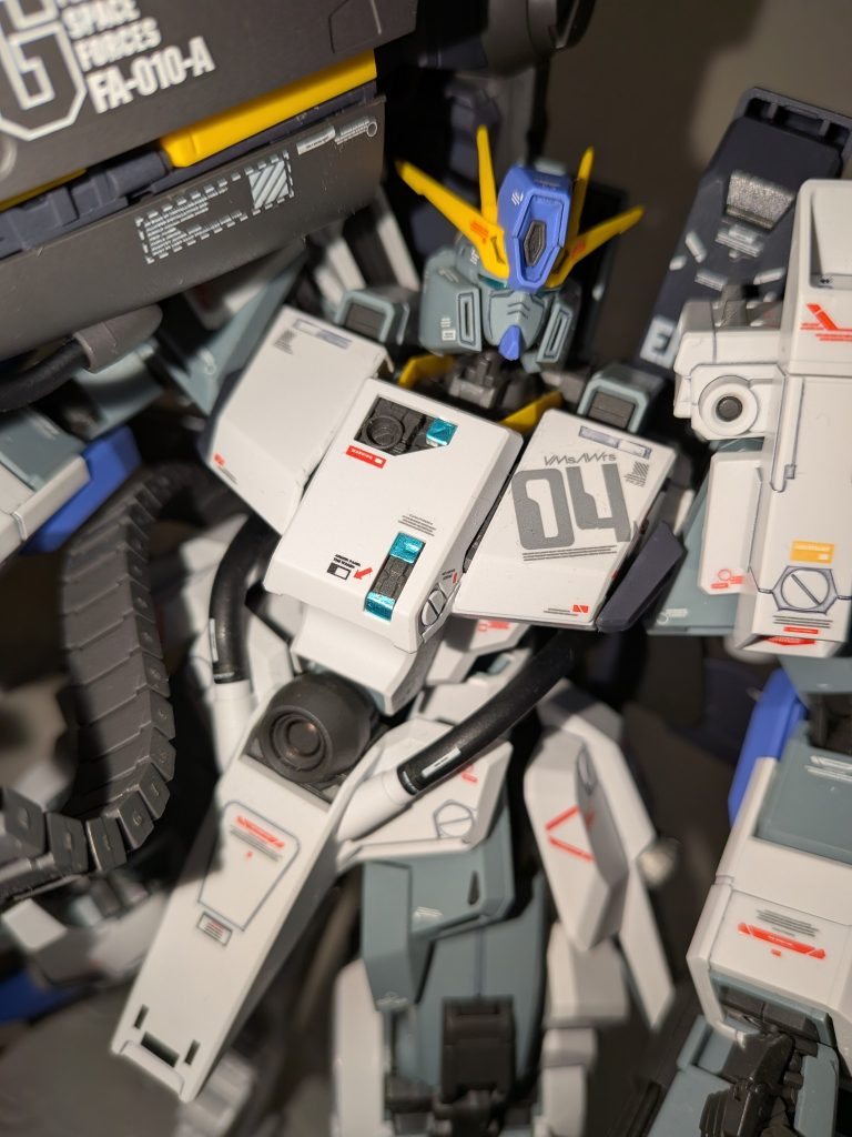 ご覧いただきありがとうございます(#^.^#)気軽にコメント下さい(gundam-kao6)