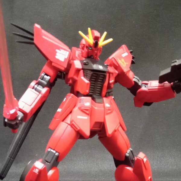 ギリ専用ガンダムF91・紅
