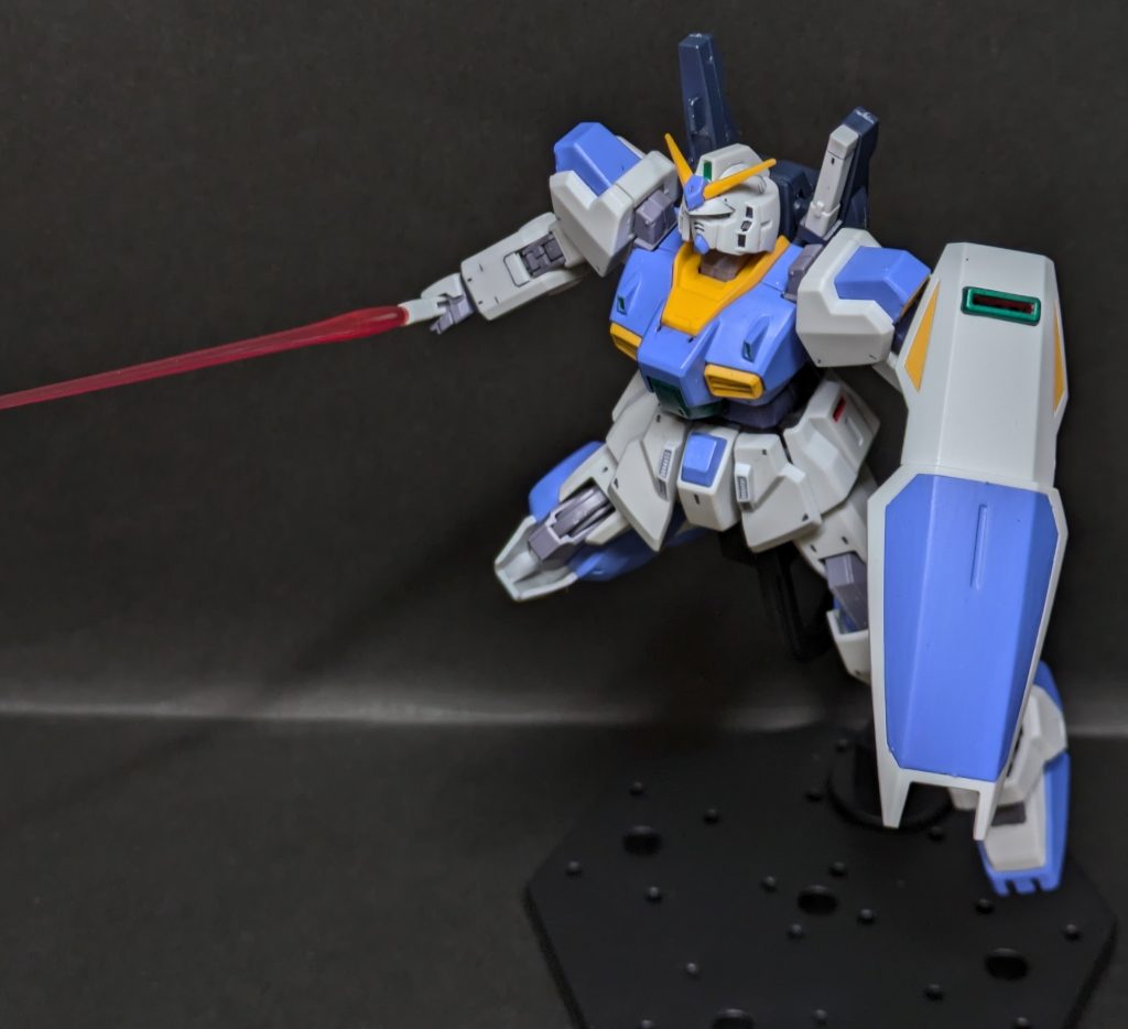 それでも未だプラモデルではカバー出来てない姿や装備も多々あるのも事実。それこそHGでのバナージ・リンクス機やフルアーマーMk-Ⅱとかも立体化して欲しいところです！w(gundam-kao6)お願いBANDAIさん！www(gundam-kao2)