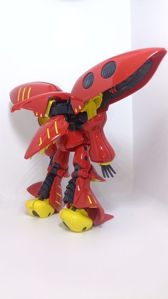 グレーの箇所を増やして、黒い方（プル機）と同じような色分けにしました。娘は、てんとう虫と呼んでいます🐞