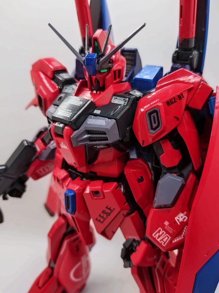 赤いリ・ガズィ・カスタム–4枚目/制作者：中級ワゴン