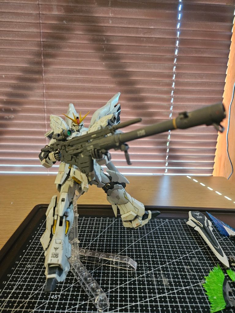 MSN-06S-2シナンジュスタイン–2枚目/制作者：鼻からカラス