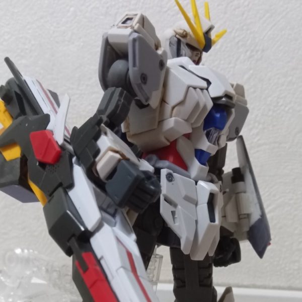 ナラティブガンダムロングレンジフィンファンネル試験装備型
