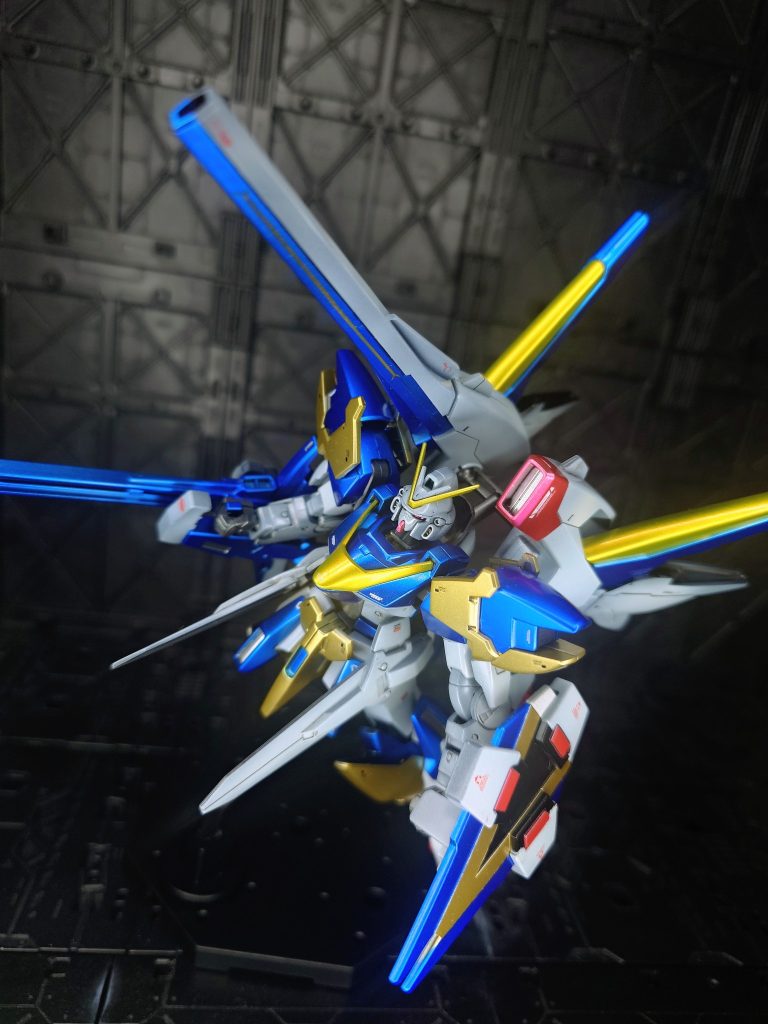 ヴェスバー発射形態、うーんカッコいい😆ただＦ９１より小型化したとはいえヴェスバー薄過ぎやしませんかね（笑）
