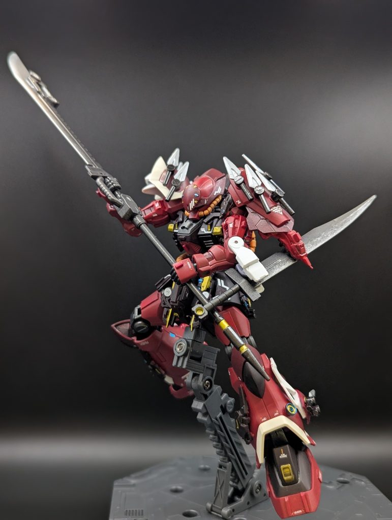色々干渉して武器振れなさそうです。