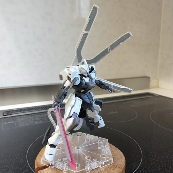HGガンダムシュバルゼッテほぼ組み上がりました🫡（2枚目）