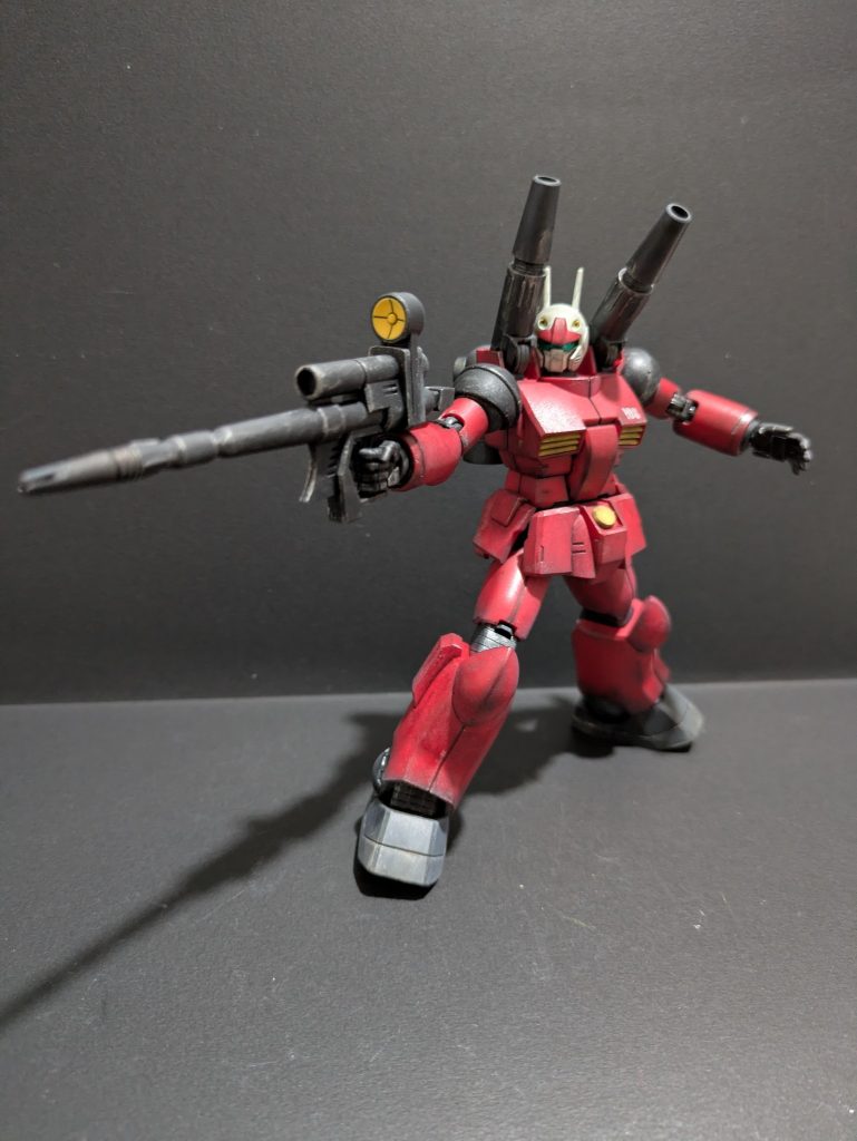 HGガンキャノンですがREVIVE版は少しスタイリッシュになってますね合わせ目がへったり可動や平手など改善された点も多いですね！