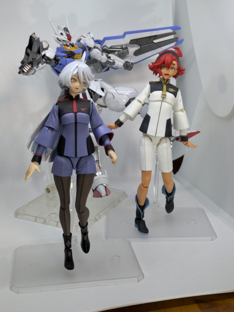 以前作ったスレッタとエアリアルも添えて…