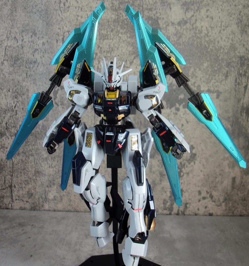 シュヴァルテッゼ―藍玉