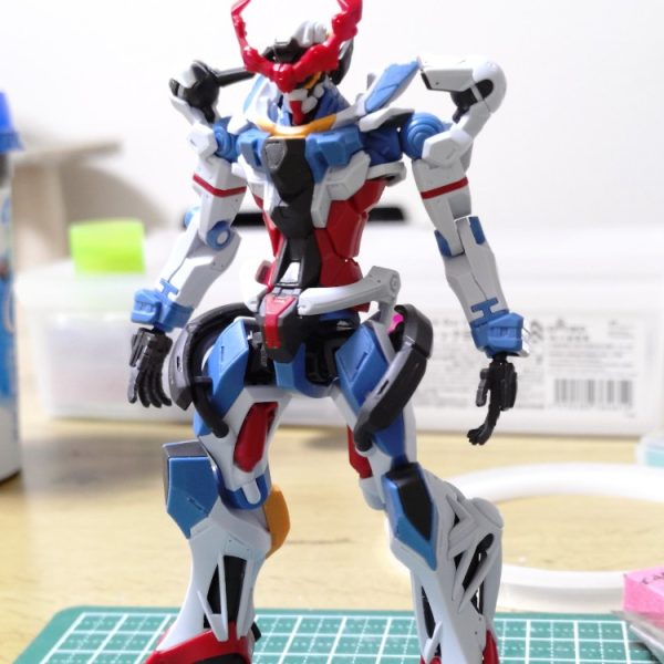 スジ彫り