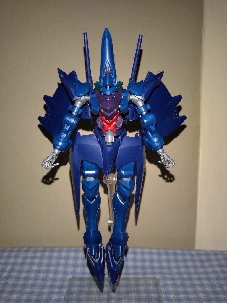 それから半年後。街のガンプラ交流会の場。ここで私を、もう一つの出会いが待っていた。「ほぅ…。おめェか、浜崎まほろ、っちゅうもんは？」会場で展示するハンブラビ(GQ)の札に記された名前を見て、今度は、黒髪に若草色のインナーカラーの子が私を呼びとめる。「あたい、蕾叶じゃ。よろしゅうな」&nbsp;〜Here come new challengers〜