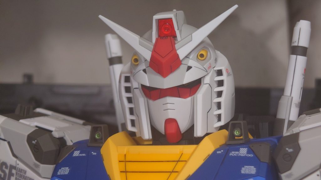 メガサイズ　ガンダム–3枚目/制作者：あれく myT 積みプラ崩したい