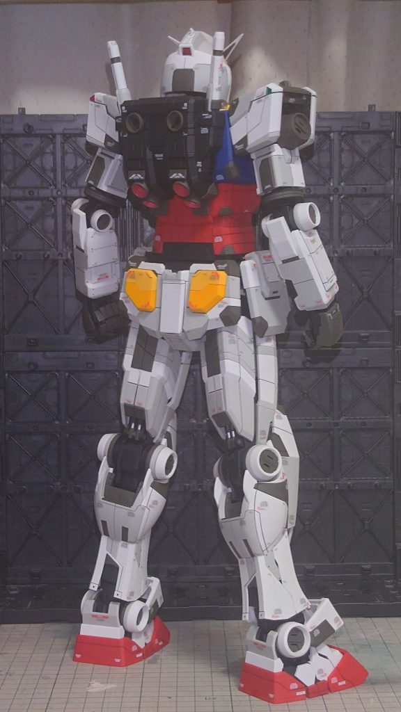 メガサイズ　ガンダム–5枚目/制作者：あれく myT 積みプラ崩したい