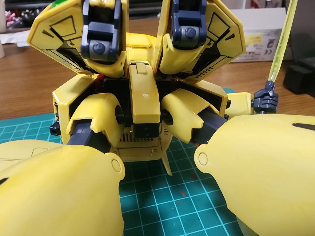隠し腕のとこも手をいれた