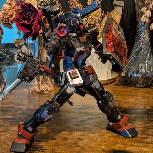 筆塗りガンダム