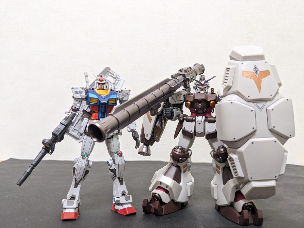 前作とのツーショット一応、両方「ガンダム」なんだよな💦ボリューム感の違いよ・・・