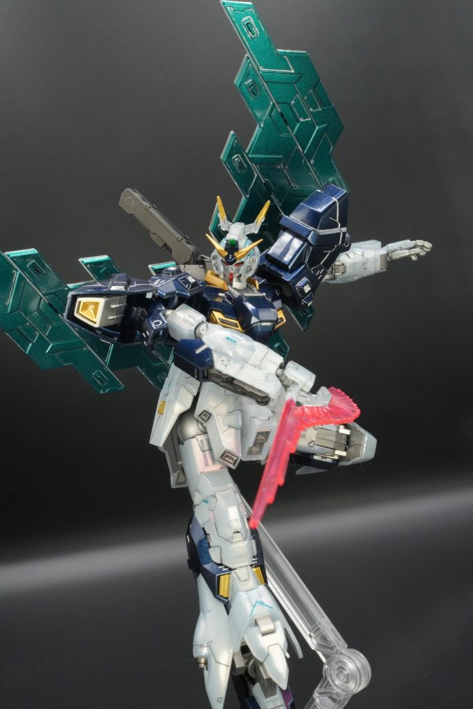 以前バルギルを作ってたので、ほぼ2度目の制作でしたが、相変わらず神キットでしたね。分割色分け完璧なので、ホント切り出して塗っただけです。さすがHGの歴史を変えたと言われるだけのことはあります！もう一回作りたいくらい（笑）