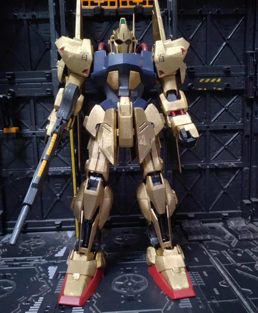 ホームセンターに売ってたゴールドスプレー噴いた😄