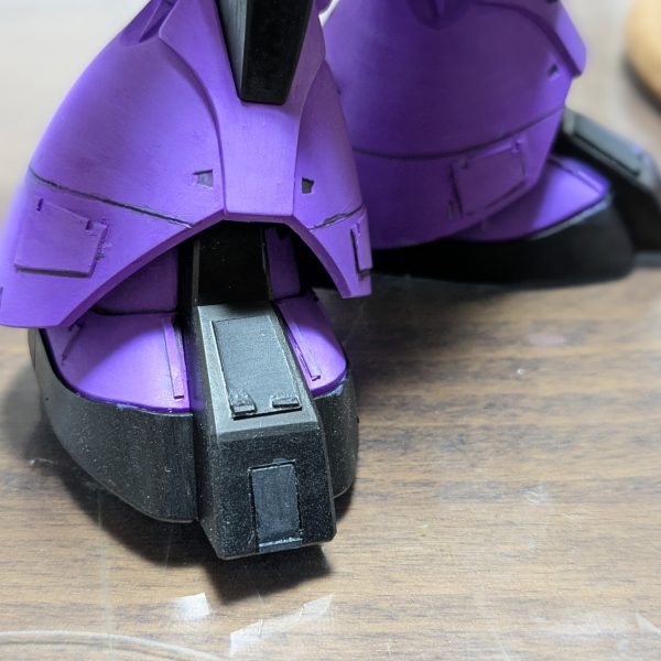 思いつくままにスジボリ追加、プラ板貼り貼りなんとかカタチになってきました。&nbsp;（2枚目）