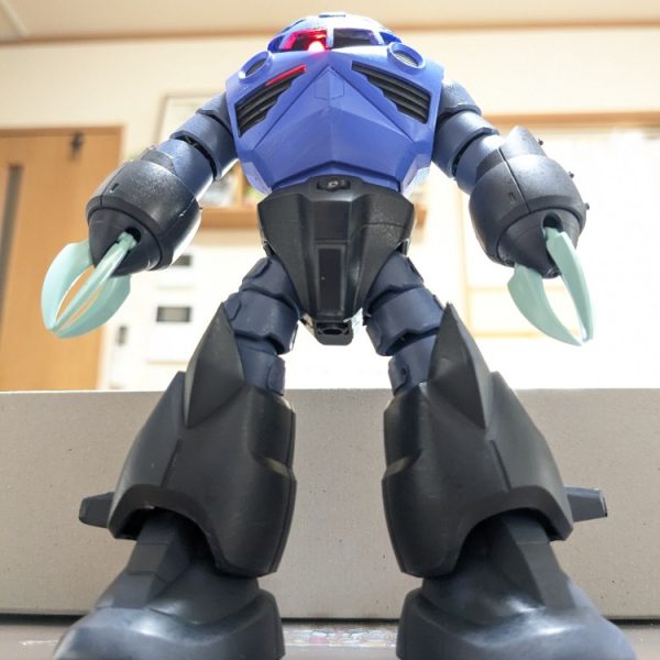 HGUCズゴック　製作中３