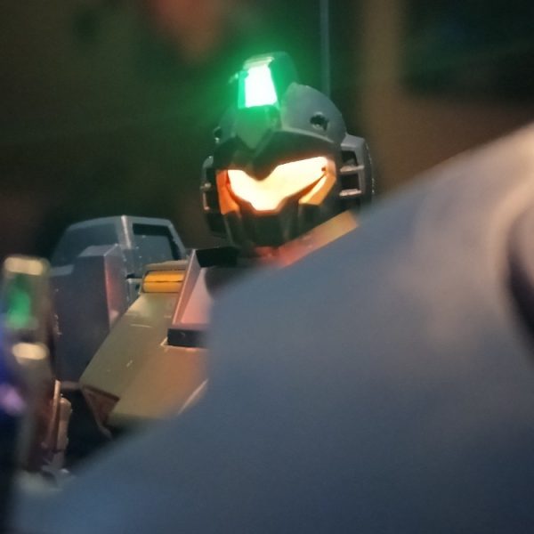 MG ジム•クゥエル LED組込み