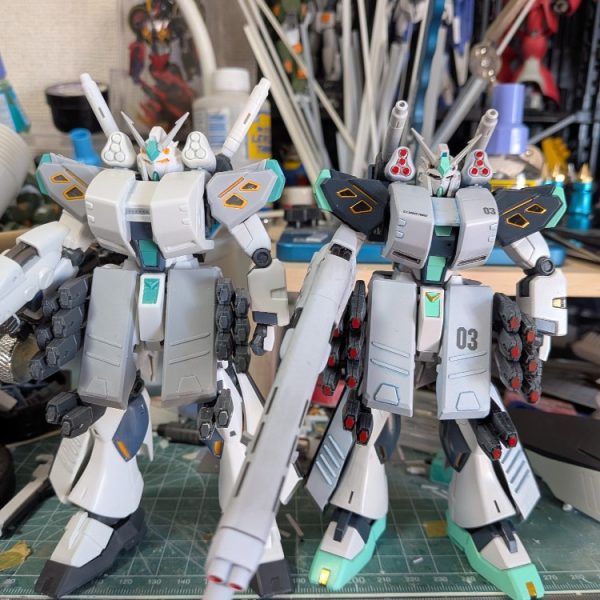 フィン・ファンネル装備型量産型νガンダムHWS