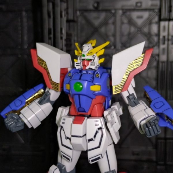 シャイニングガンダム